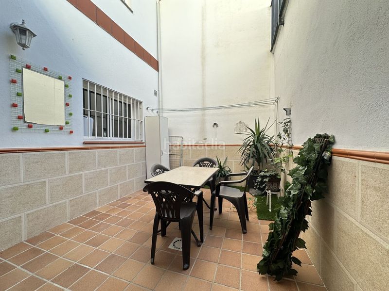 Foto 97d324a1-6a89-44e7-9c7f-554cace8f87e. Casa amb aparcament a Joaquina Eguaras Granada