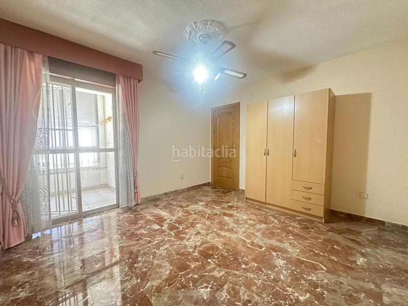 Foto fe22c097-8692-414a-9c57-773ca0c8eb78. Piso  en venta en la chana, 3 dormitorios. en Granada
