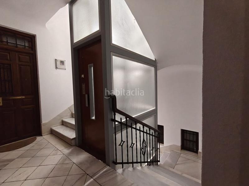 Foto 4fd676e2-cc9a-43e8-b28b-6a673e63a17b. Piso  en venta , 3 dormitorios. en Centro - Sagrario Granada