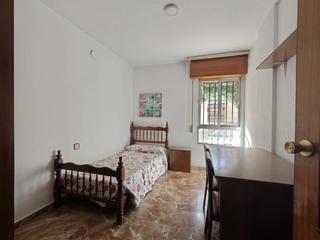 Location Appartement  Carretera de malaga. Habitación en alquiler en la chana, 4 dormitorios.