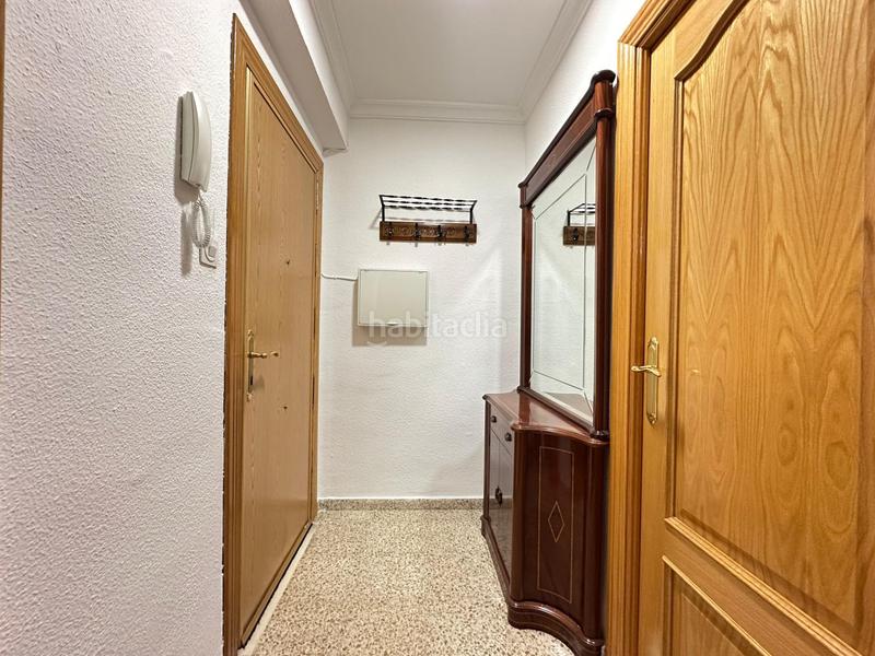 Foto e10adc04-5f49-456d-a97f-f83fc2d5fc85. Alquiler piso  en alquiler en la chana, 3 dormitorios. en Granada