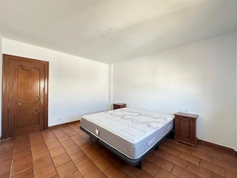 Foto ff318487-d194-47cc-a039-aa32d4b40010. Maison avec parking dans Cúllar Vega