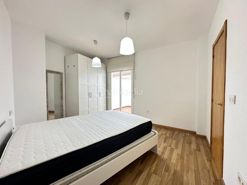Foto e53a49a2-291d-499f-914d-a44f8a562f8f. Alquiler piso  en alquiler en la zubia, 1 dormitorio. en Zubia (La)