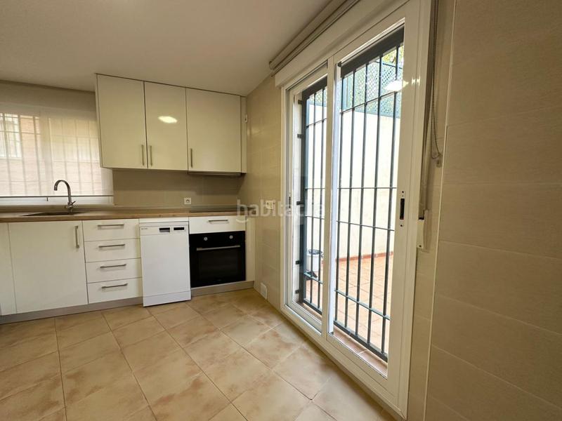 Foto fba12658-6acc-413d-bc60-a8e5bd27ce03. Location appartement dans La Zubia Ciudad Zubia (La)
