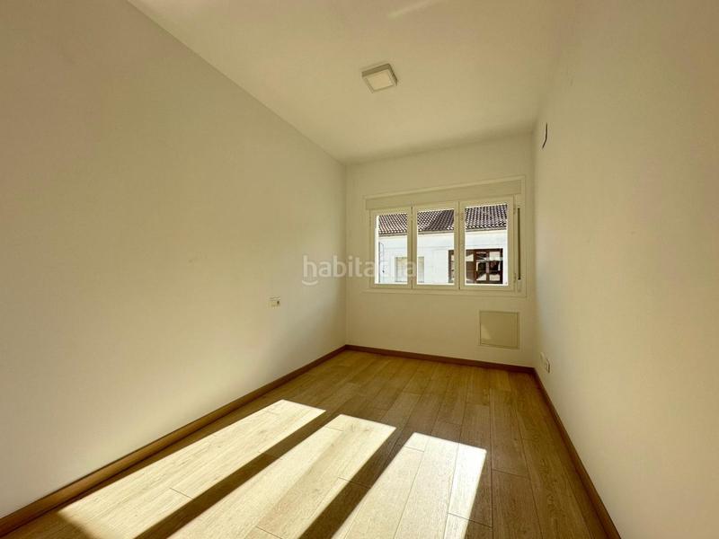 Foto f43840c8-f321-4f3f-aafd-37abfcc9d6a1. Etagenwohnung in Angustias - Chana - Encina Granada