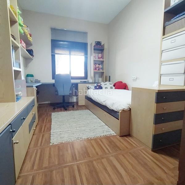 Foto f2083ad1-f9fb-4007-9716-2b11de55d3f6. Xalet amb calefacció aparcament piscina a Los Pinos Algeciras