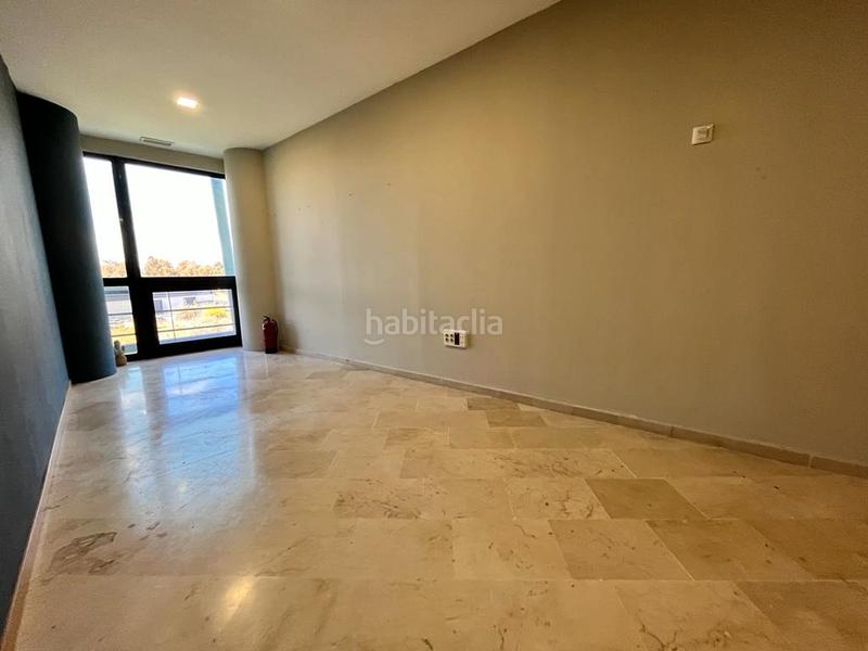 Foto 7804fc50-116e-4fc7-84d2-19d58c74f455. Miete büro in Barrios (Los)