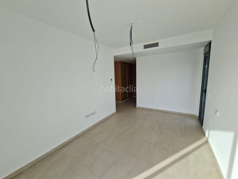 Foto 113ab7bb-c42c-4016-9144-37e51d1d1b27. Chalet increíble villa moderna de lujo a escasos metros del mar!! en Manilva