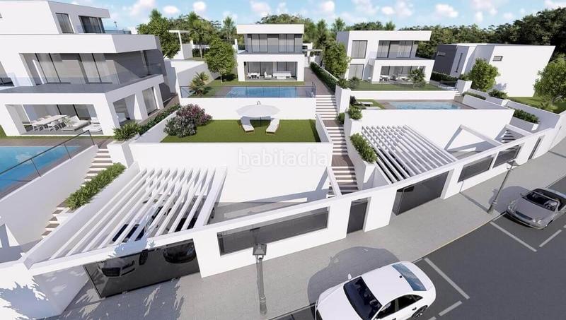 Foto 200a313c-20f1-4cce-8fb9-82036ed0b3b7. Chalet increíble villa moderna de lujo a escasos metros del mar!! en Manilva