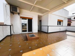 Terreny residencial a La Granja - La Colina - Los Pastores. Vivienda independiente con amplio garaje, terrazas y azoteas, pa