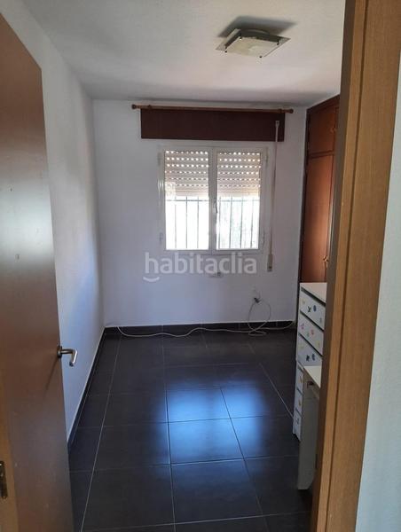 Foto 9b5ceb89-1ac6-4f3f-bbac-cc77725bc139. Casa adosada pareado en san garcia junto a colegio montecalpe en Algeciras