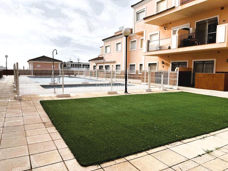 Foto fc092ed0-1c3e-4f62-bbc0-edb4f933a0f1. Apartament amb piscina a Torreguadiaro-San Diego Sotogrande