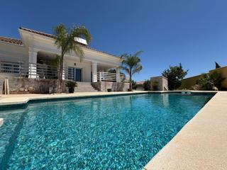 Xalet en San Enrique-Guadiaro-Pueblo Nuevo. Exclusivo chalet en san roque  pueblo nuevo de guadiaro