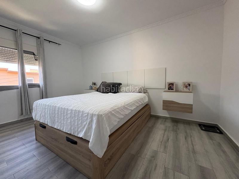 Foto b39acc06-b14f-4618-9f32-7ac31531cb20. Piso  de 3 dormitorios reformado para entrar a vivir en Algeciras