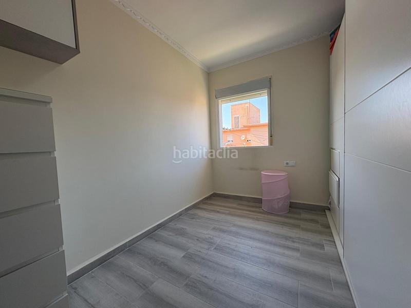 Foto ed00cfbb-245a-4943-902a-5a2a7c28e7d0. Piso  de 3 dormitorios reformado para entrar a vivir en Algeciras