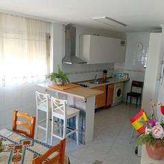Maison à Bajadilla - Fuente Nueva. Casa planta baja de 1 dormitorio