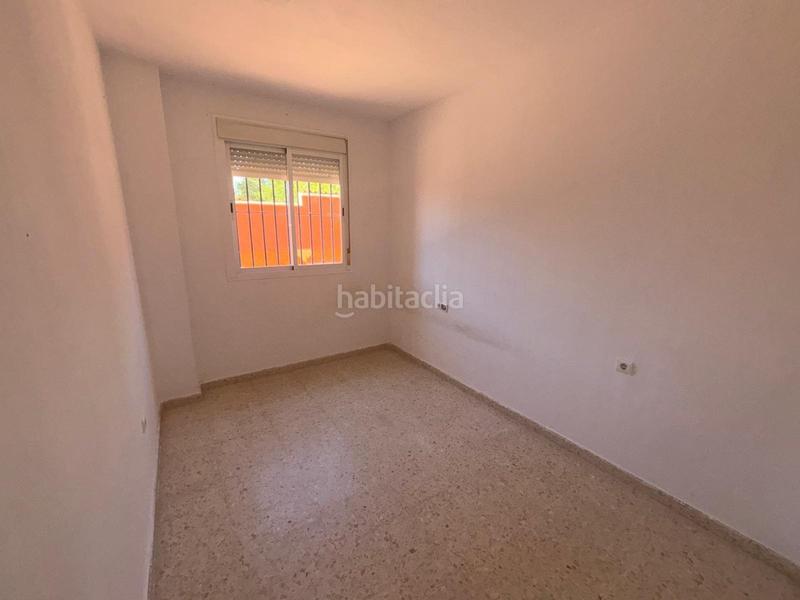 Foto 31881285-9b5b-43ba-bd53-2ce77049d466. Planta baja adosado en urbanizacion los alamos iii en Barrios (Los)