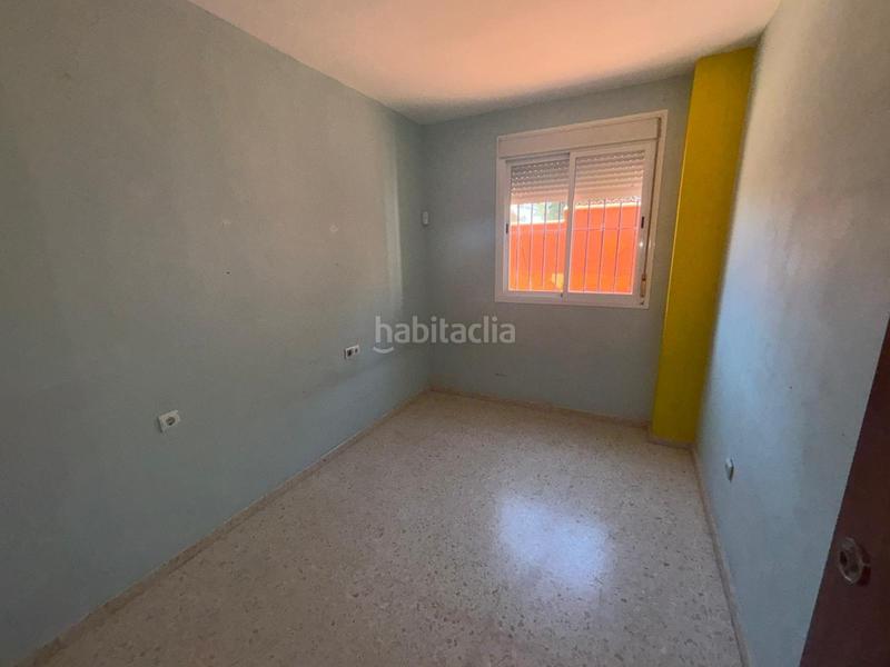 Foto 42be9d89-2c8b-4b70-b28a-70141fa36bcd. Planta baja adosado en urbanizacion los alamos iii en Barrios (Los)