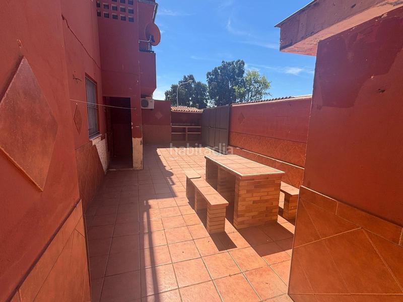 Foto dfa7c7b8-6820-450b-af1c-eceeedf08d4e. Planta baja adosado en urbanizacion los alamos iii en Barrios (Los)