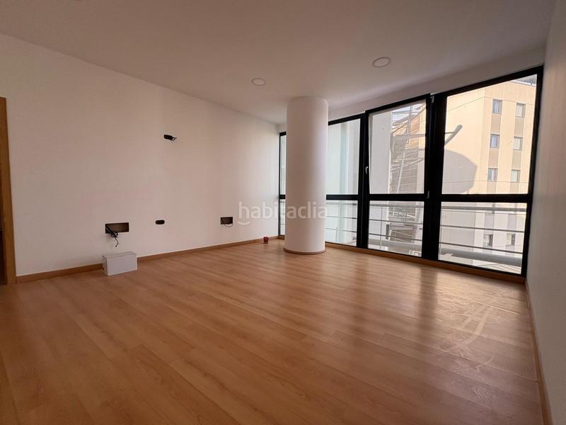 Foto 87c5d394-cbea-46a8-ae49-65fd7e448b9b. Lloguer oficina a Barrios (Los)