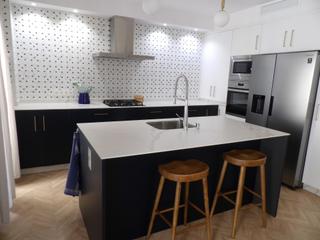 Pis  Calle de cristbal coln. Piso reformado con primeras calidades en el centro de algeciras