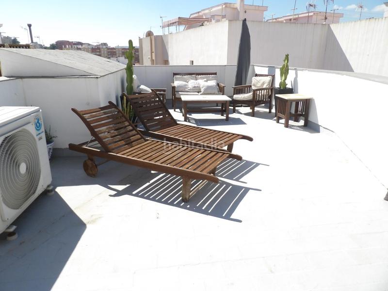 Foto 1d67da63-9b68-4167-b910-1df2d52d5666. Etagenwohnung mit heizung in Casco Antiguo Algeciras