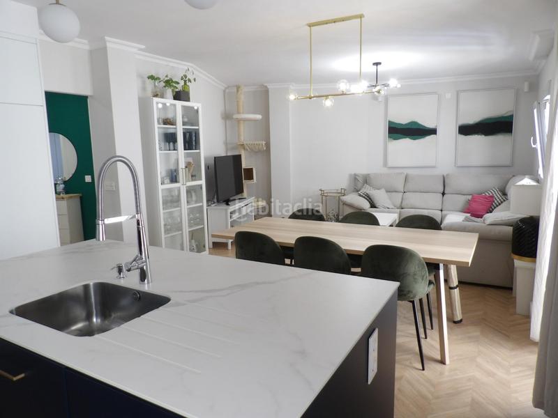 Foto 61bec378-6bdb-45f9-82fe-6ebe195287d6. Etagenwohnung mit heizung in Casco Antiguo Algeciras