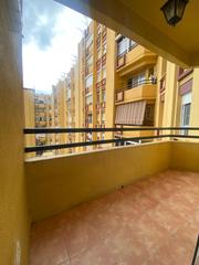 Appartamento in Bajadilla - Fuente Nueva. Vivienda de 3 dormitorios reformada junto al centro comercial pu