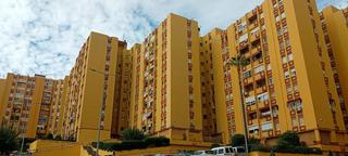 Appartamento in Barrios (Los). Piso de 4 dormitorios torre almirante