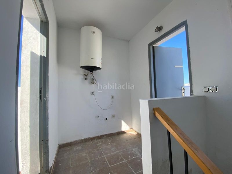 Foto a30de999-8f54-4c0c-8691-597eeec7301b. Casa a Mondejar-Junquillos Línea de la Concepción (La)