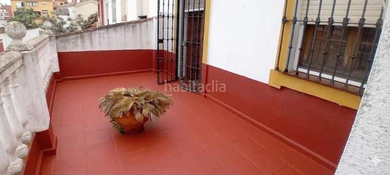 Foto c2b5f739-b71d-4bc9-8c95-8e3f36fec670. Casa adosada adosado en san garcia junto colegio montecalpe en Algeciras