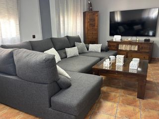Casa adossada a San Pedro-Gabriel Miró-María Guerrero. Adosado en semicentro de la linea