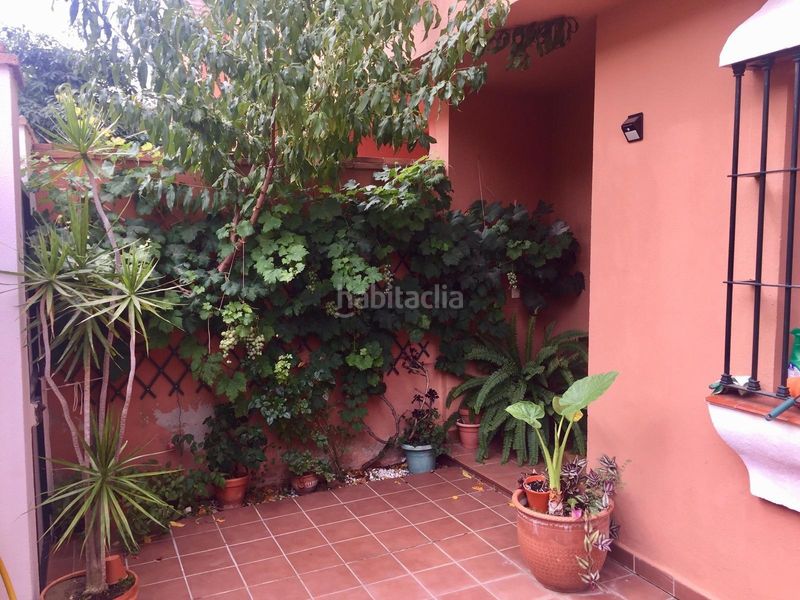 Foto f8969466-1a68-439c-8336-2d26e4a4a5e8. Casa adossada amb aparcament a El Zabal-Santa Margarita Línea de la Concepción (La)