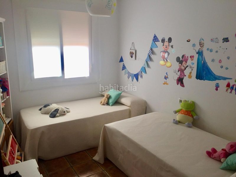 Foto fb85585b-67e8-40c4-a3ae-1617458ac50e. Casa adossada amb aparcament a El Zabal-Santa Margarita Línea de la Concepción (La)