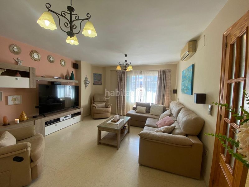 Foto eda6f572-c418-414e-b437-471bc59e0916. Casa amb aparcament a El Zabal-Santa Margarita Línea de la Concepción (La)