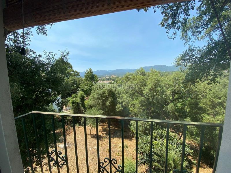 Foto 1ed27f7b-27d0-4149-ba8c-2665ff3b2fb5. Chalet mit parking in Barrios (Los)