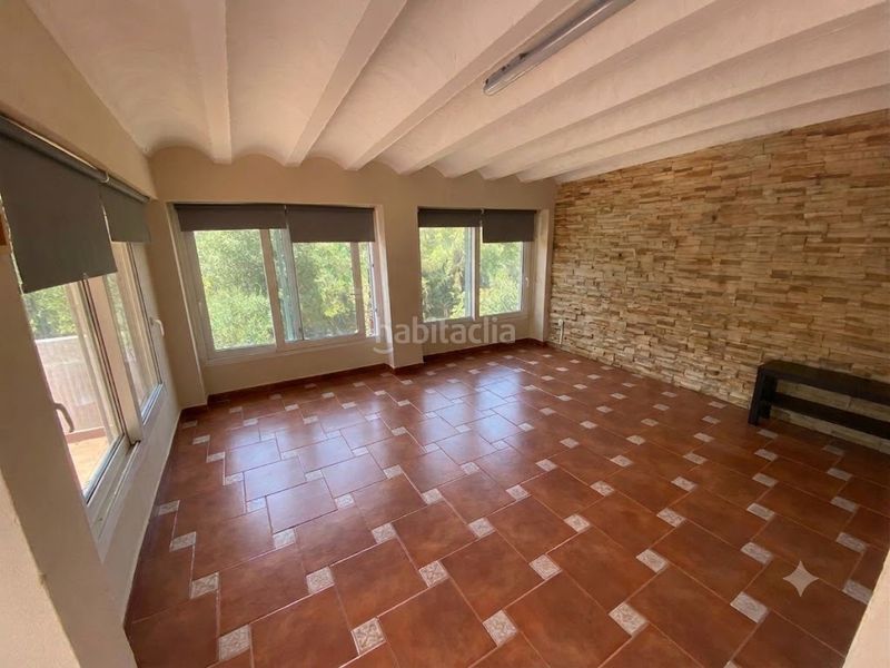 Foto cd4e7ce6-166f-4206-b4e9-2659a521e72d. Chalet mit parking in Barrios (Los)