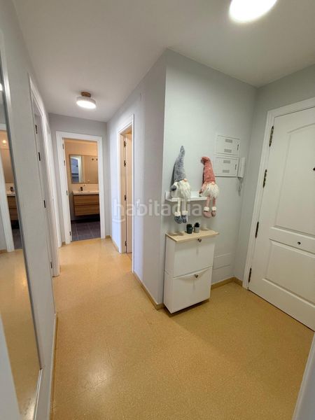 Foto 0ee52770-706e-451c-963b-7c2ac12c0b41. Piso espectacular apartamento a tan solo 200 metros de la playa en urbanización sabinillas playa en Manilva