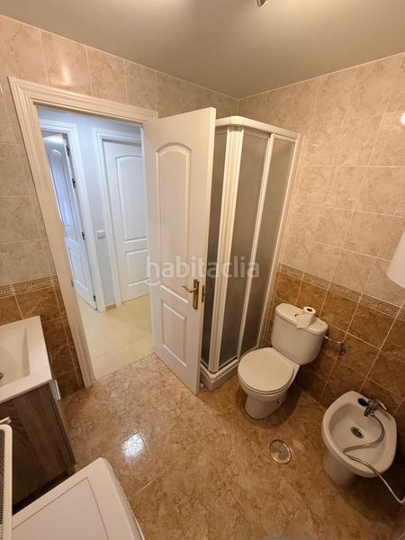 Foto 2b236126-da61-41da-a180-9d7f08f155e9. Piso espectacular apartamento a tan solo 200 metros de la playa en urbanización sabinillas playa en Manilva
