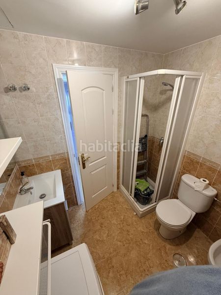 Foto 2ce4e2e1-af9e-4a0a-943d-3103d038578f. Piso espectacular apartamento a tan solo 200 metros de la playa en urbanización sabinillas playa en Manilva