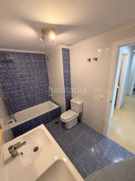 Foto 841ebfe0-d32d-492f-98e7-44e15053ecb6. Piso espectacular apartamento a tan solo 200 metros de la playa en urbanización sabinillas playa en Manilva