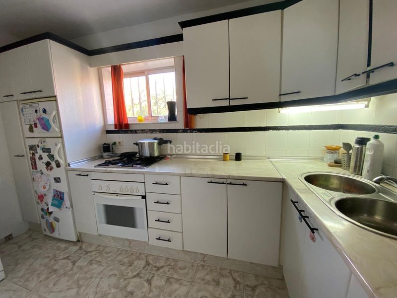 Foto b0707f04-c444-4fdb-80ab-460ea83d492a. Casa amb aparcament piscina a Barrios (Los)