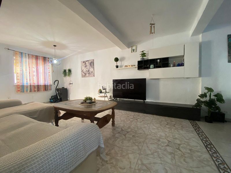 Foto ed9b21a7-c1f6-435b-8703-bd42c74418e0. Casa amb aparcament piscina a Barrios (Los)