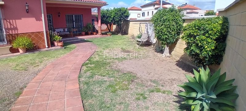 Foto 3df2ded9-977e-421f-a50f-97f2da7a5c23. Chalet  independiente en Los Pinos en Los Pinos Algeciras