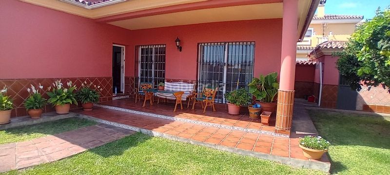 Foto ff616b70-ee1f-4711-9063-ce6ee14b7a7c. Chalet  independiente en Los Pinos en Los Pinos Algeciras