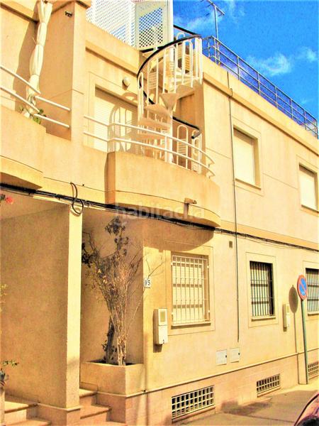 Foto f48aad90-e325-4c99-966c-f9fb464f2d03. Casa en Aguamarga Níjar