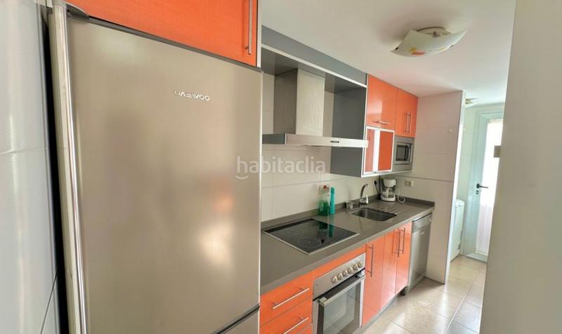 Foto ebfedd51-1617-4664-9fe4-7b86cc993323. Apartamento piso playa de las marinicas en Carboneras