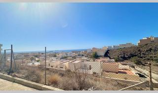 Terreny residencial  Avenida 28 de febrero. Solar con vistas al mar