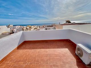 Apartament  Calle las avenidas. Pisazo centro carboneras