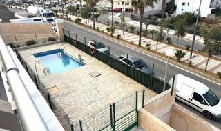 Apartament a Avenida almería 23a. Ocasion unica